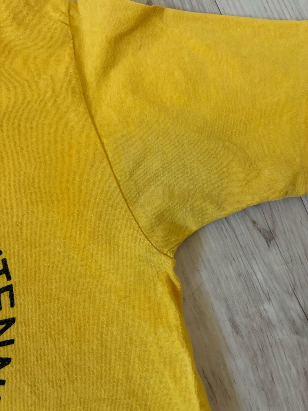 Vintage Belton Tee - Picture 8 of 9